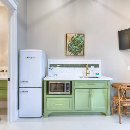 Banana Bay @Emilysontheisland Apartment Galveston Exterior photo